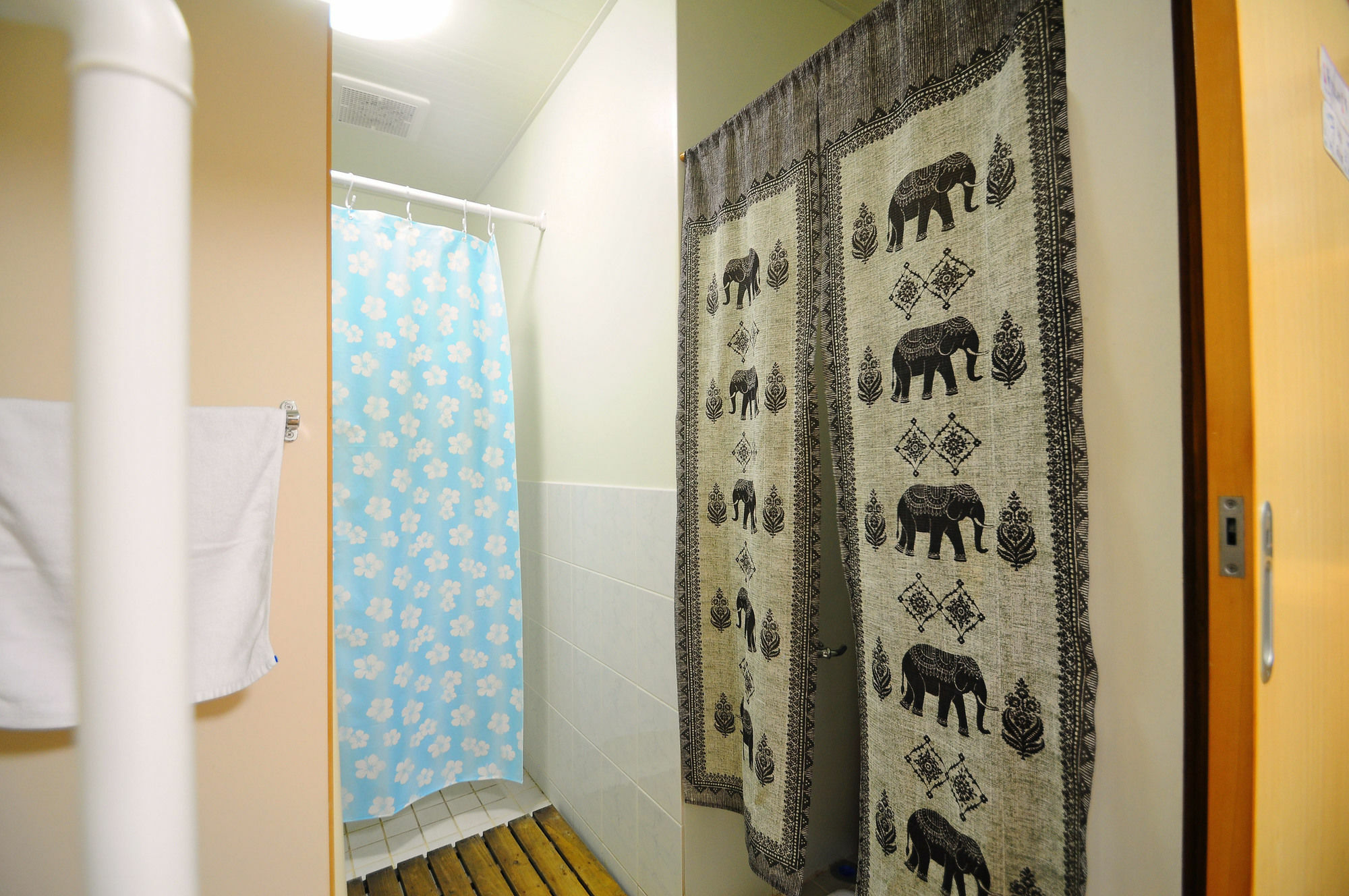 Kitakara Yuimaru Annex Hotel Накиджин Екстериор снимка
